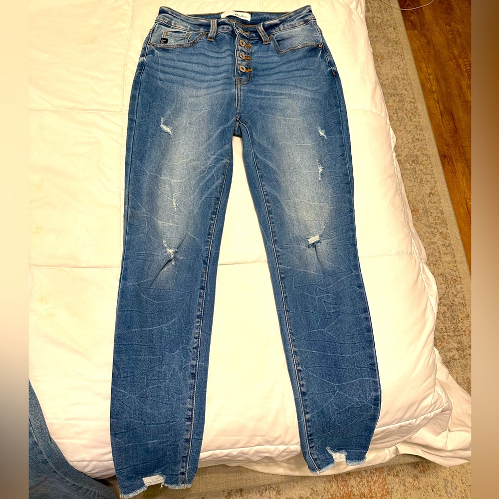 Brand New KanCan Jeans Size 7/27